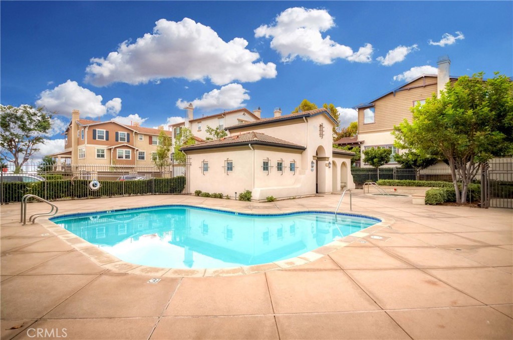 1105 Armstrong Drive