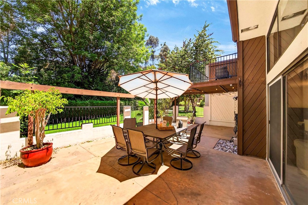 9453 Friendly Woods Lane