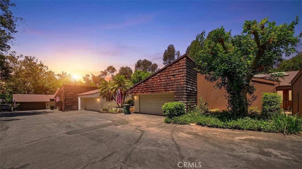 9453 Friendly Woods Lane