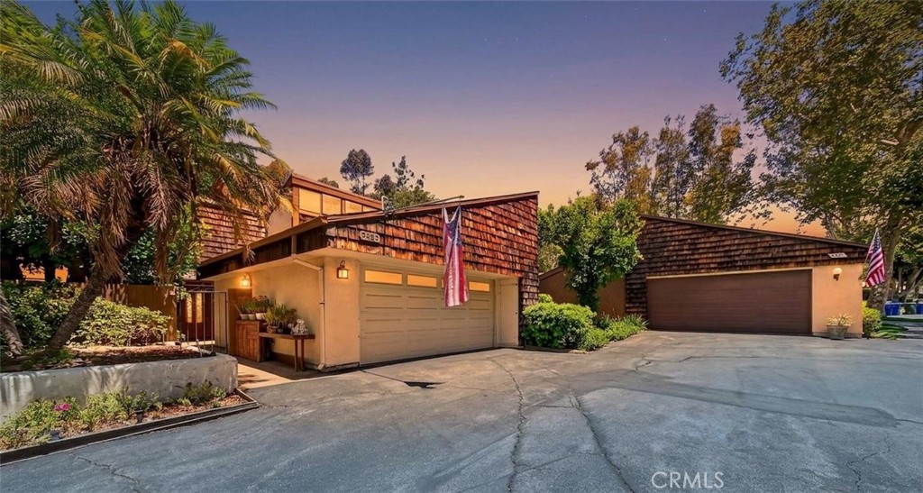 9453 Friendly Woods Lane