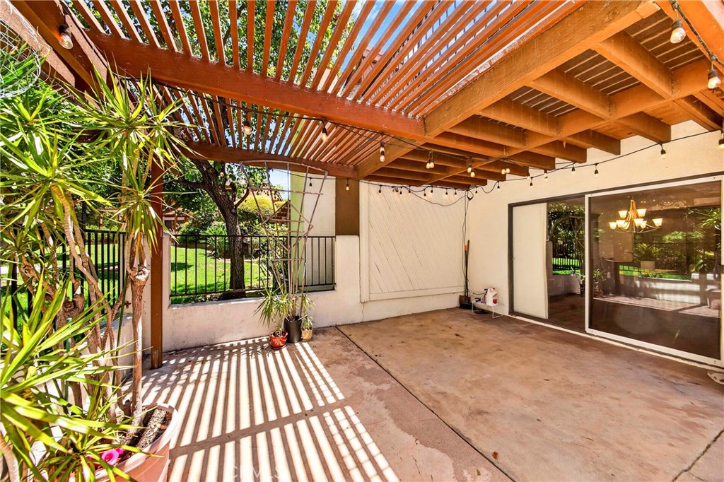 9453 Friendly Woods Lane