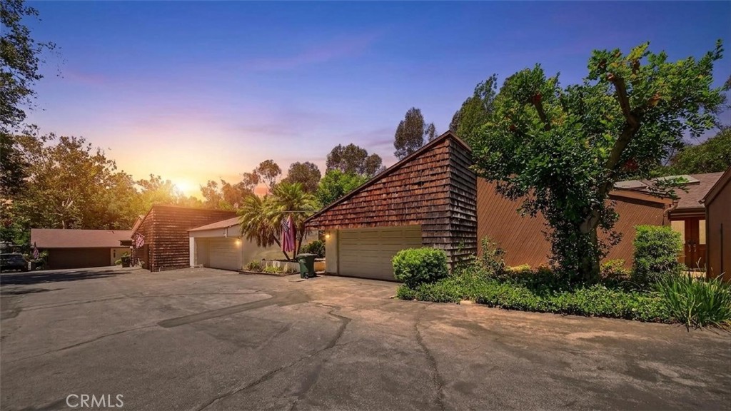 9453 Friendly Woods Lane