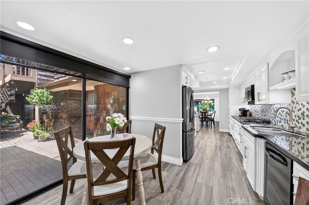 9453 Friendly Woods Lane