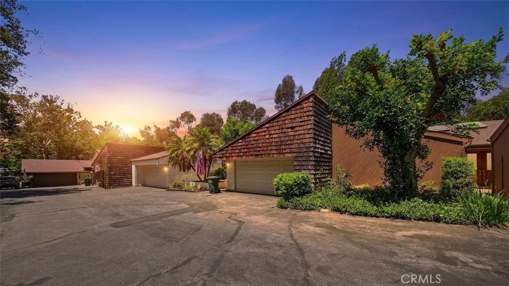 9453 Friendly Woods Lane