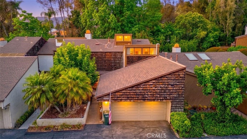 9453 Friendly Woods Lane