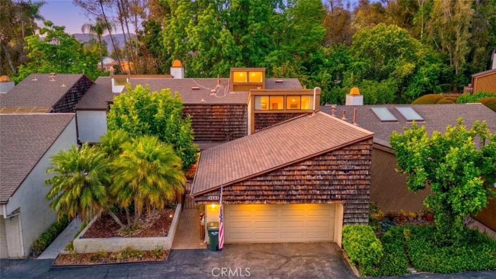 9453 Friendly Woods Lane