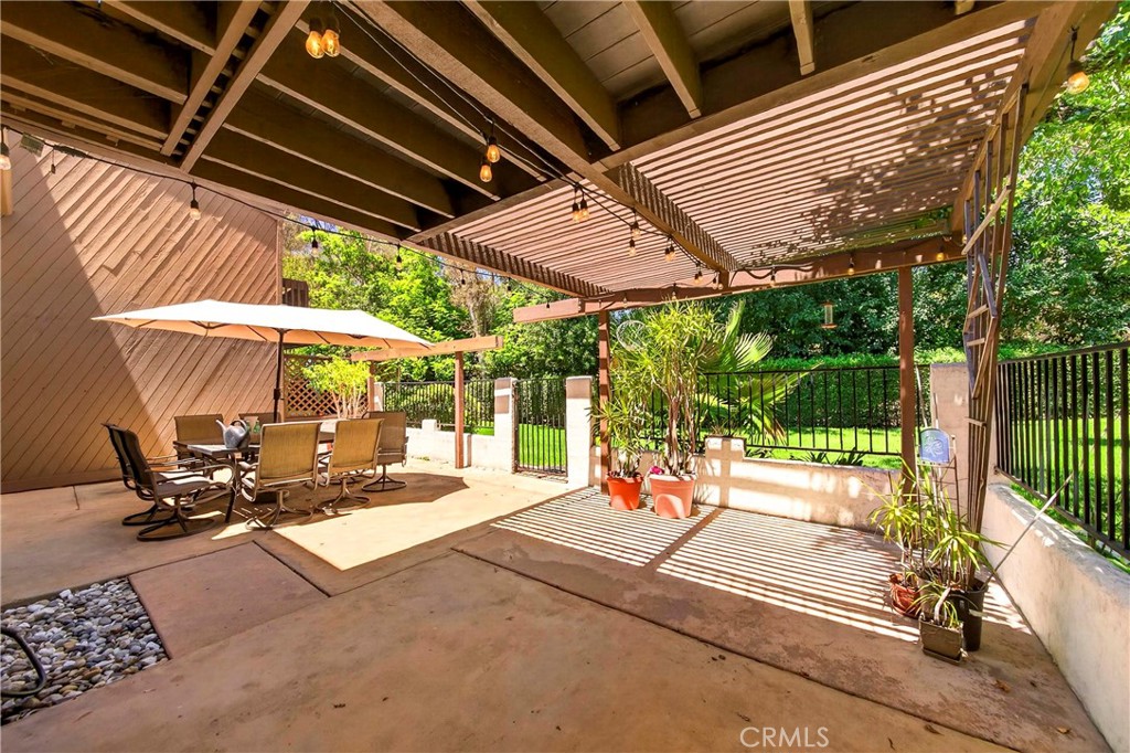 9453 Friendly Woods Lane