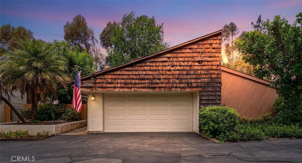 9453 Friendly Woods Lane