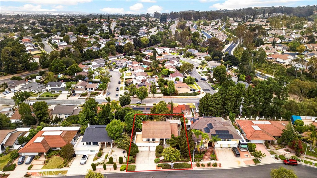 2217 Serrano Place