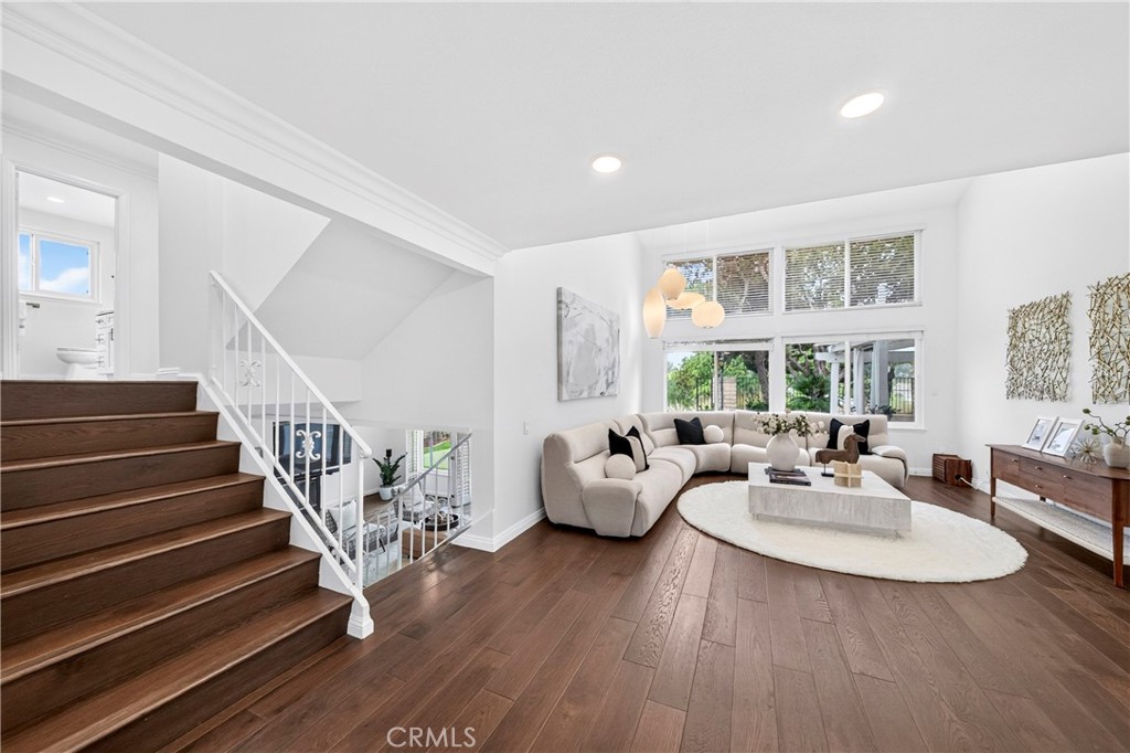 2217 Serrano Place