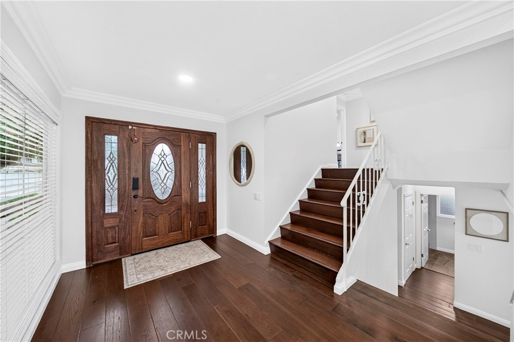 2217 Serrano Place