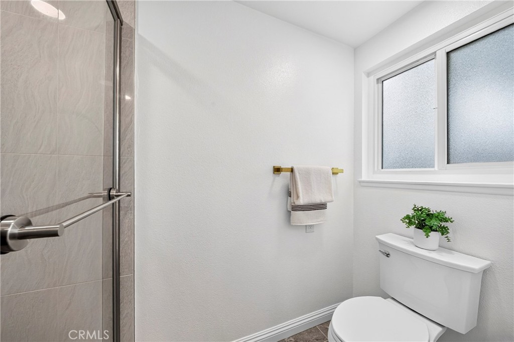 2217 Serrano Place