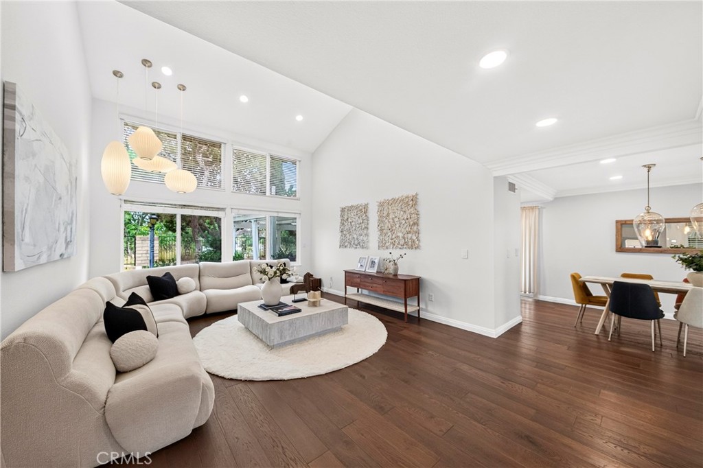 2217 Serrano Place