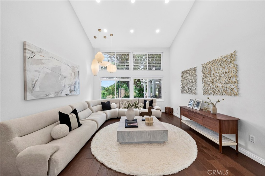 2217 Serrano Place