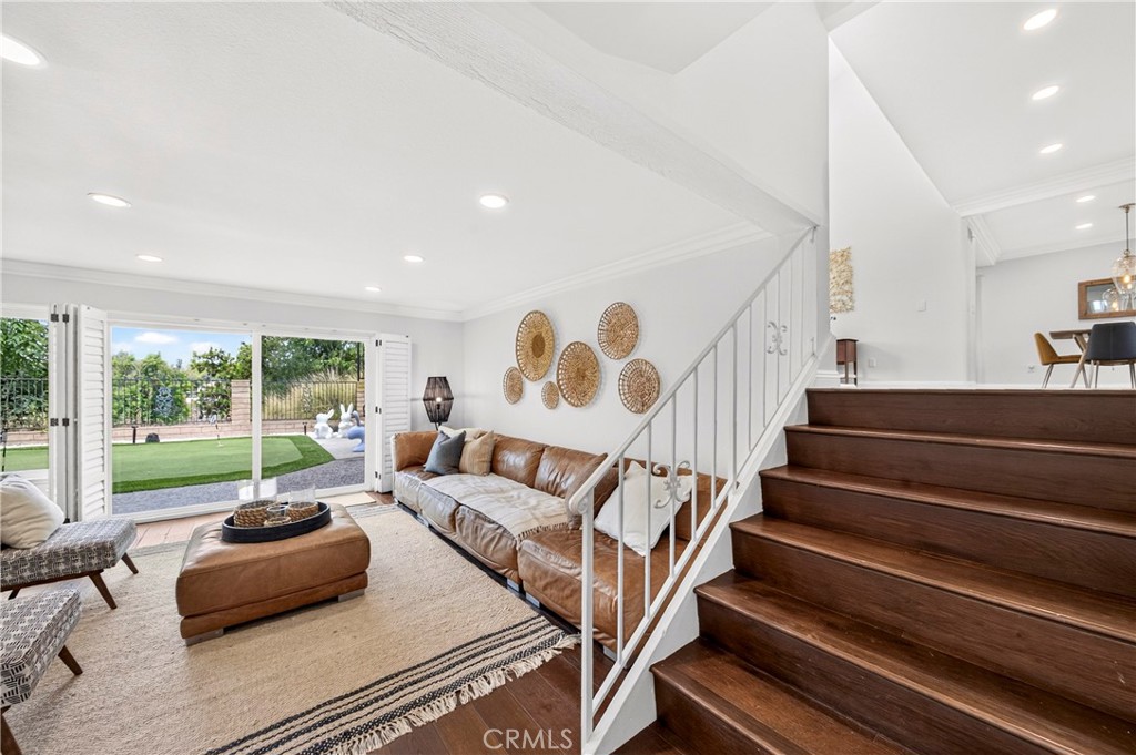 2217 Serrano Place