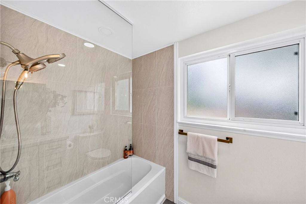 2217 Serrano Place