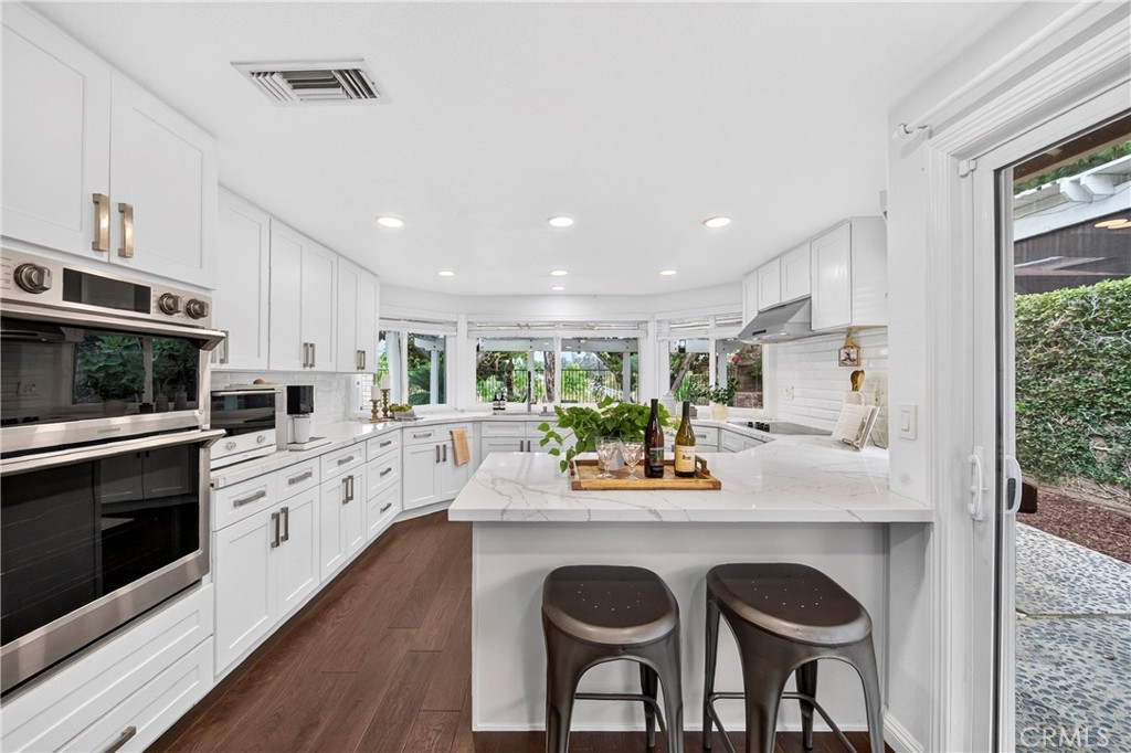 2217 Serrano Place