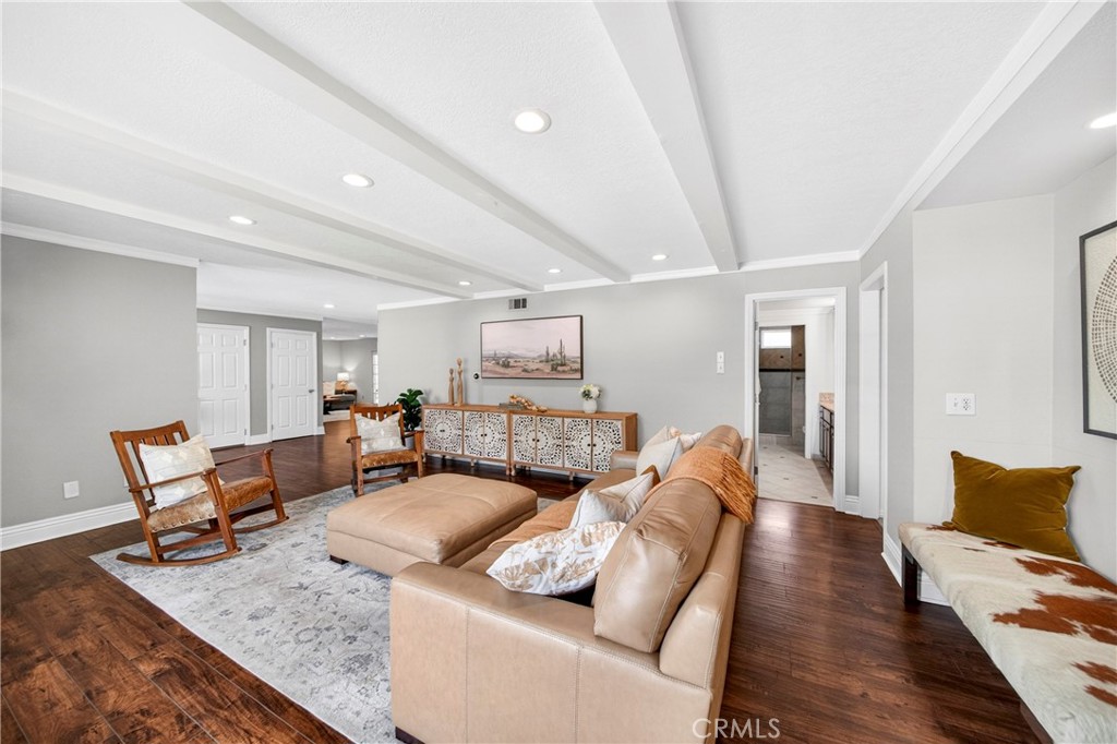 1448 W Domingo Road