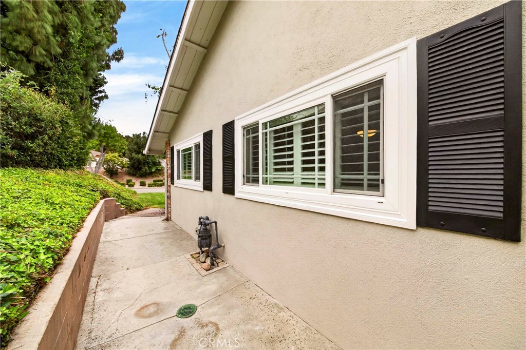 1448 W Domingo Road