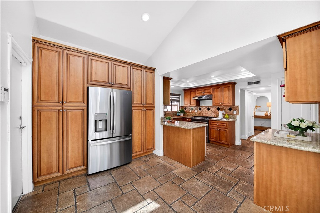 9440 Friendly Woods Lane