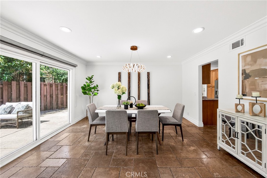 9440 Friendly Woods Lane