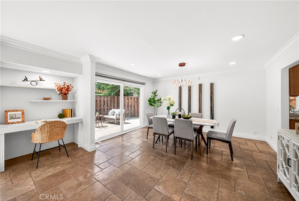 9440 Friendly Woods Lane