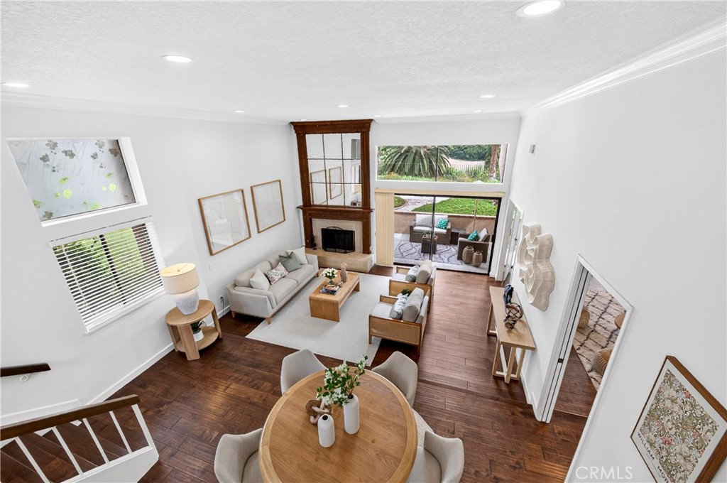 636 Colonial Circle