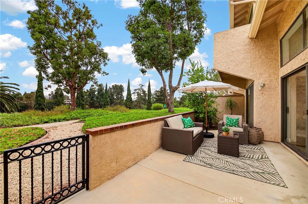 636 Colonial Circle