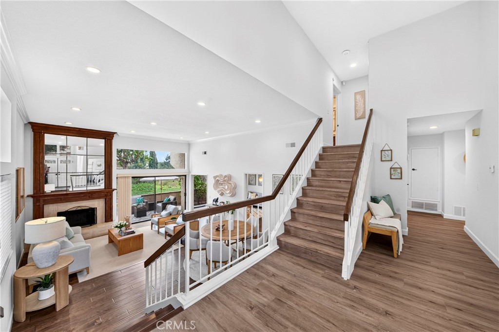 636 Colonial Circle