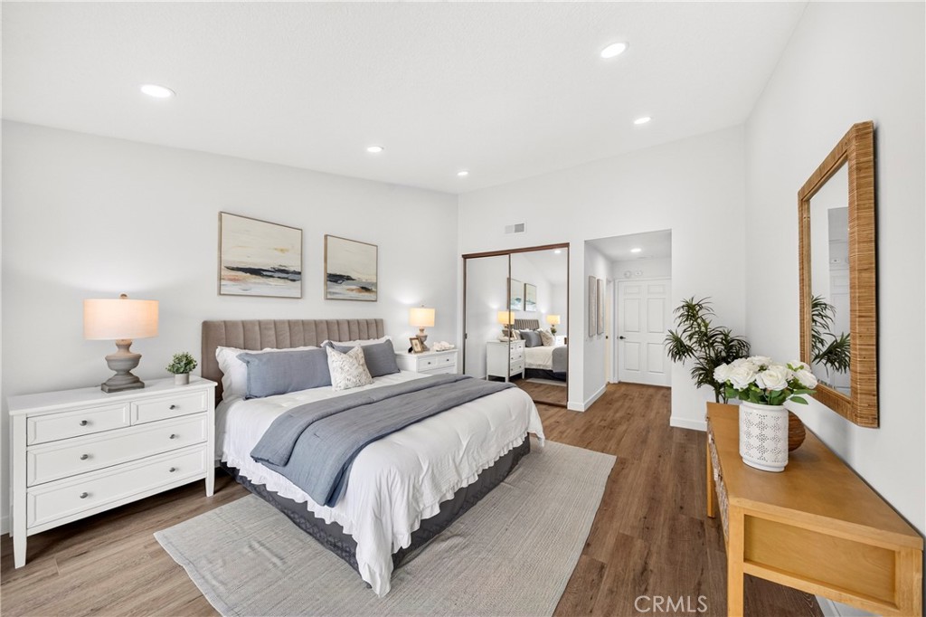 636 Colonial Circle