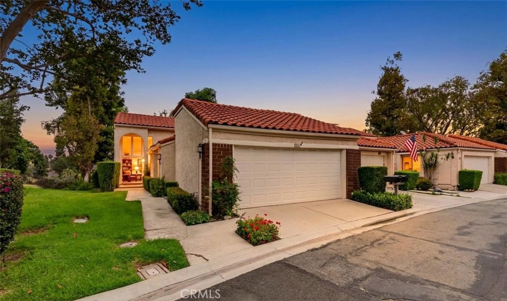 636 Colonial Circle