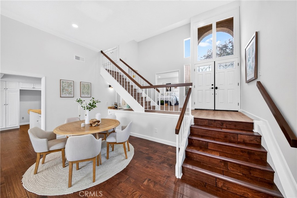 636 Colonial Circle