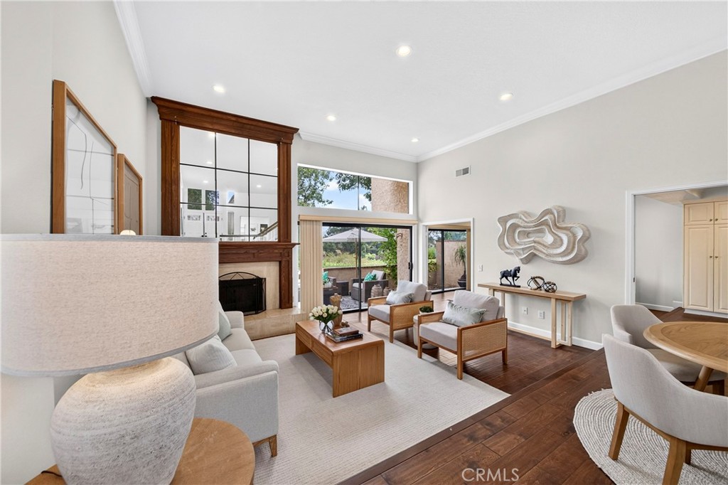 636 Colonial Circle