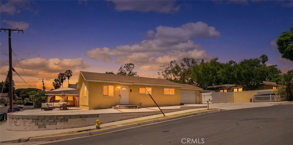 821 Buena Vista Avenue