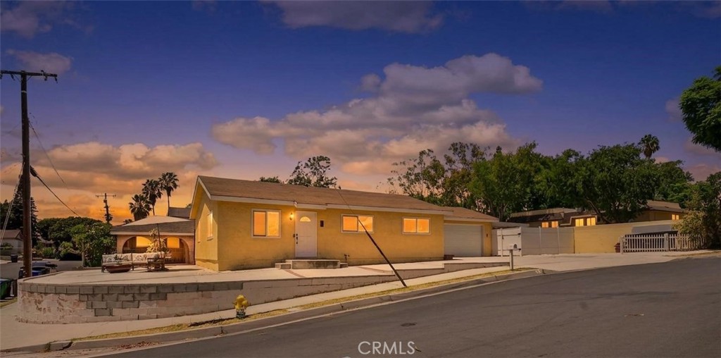 821 Buena Vista Avenue