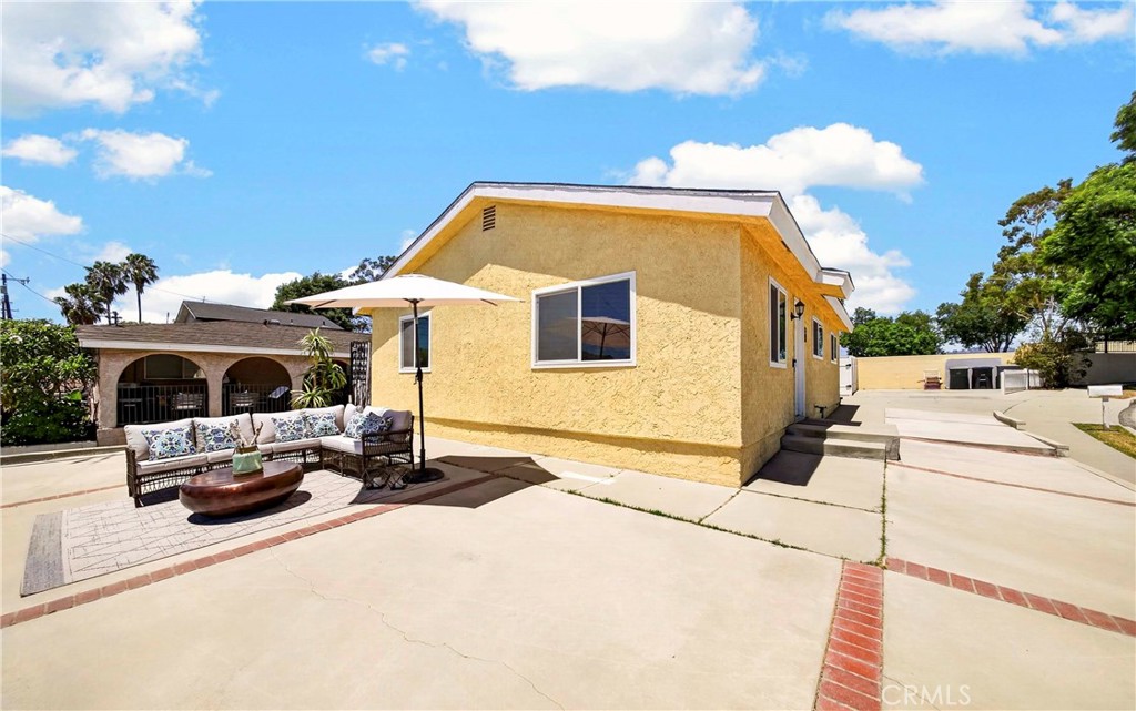 821 Buena Vista Avenue