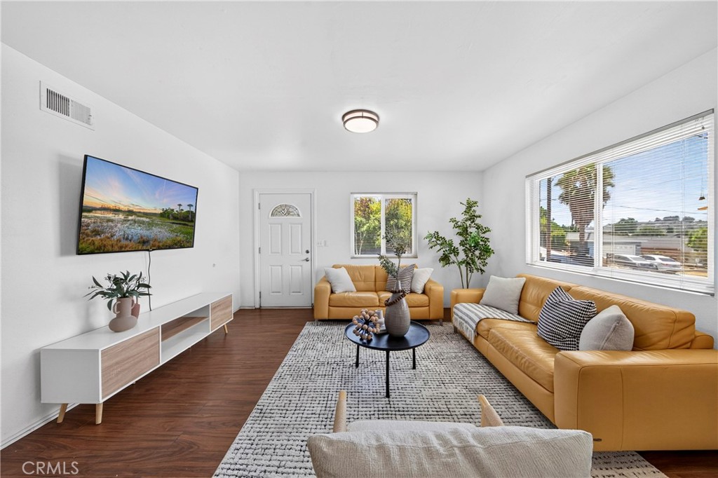 821 Buena Vista Avenue