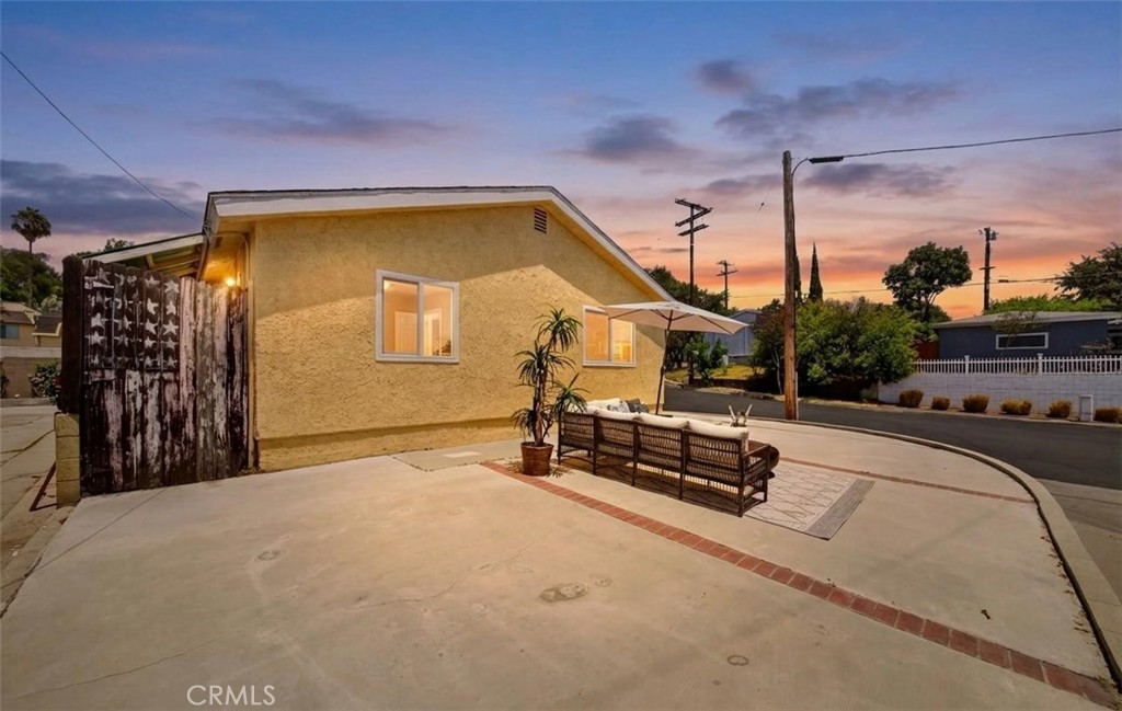 821 Buena Vista Avenue