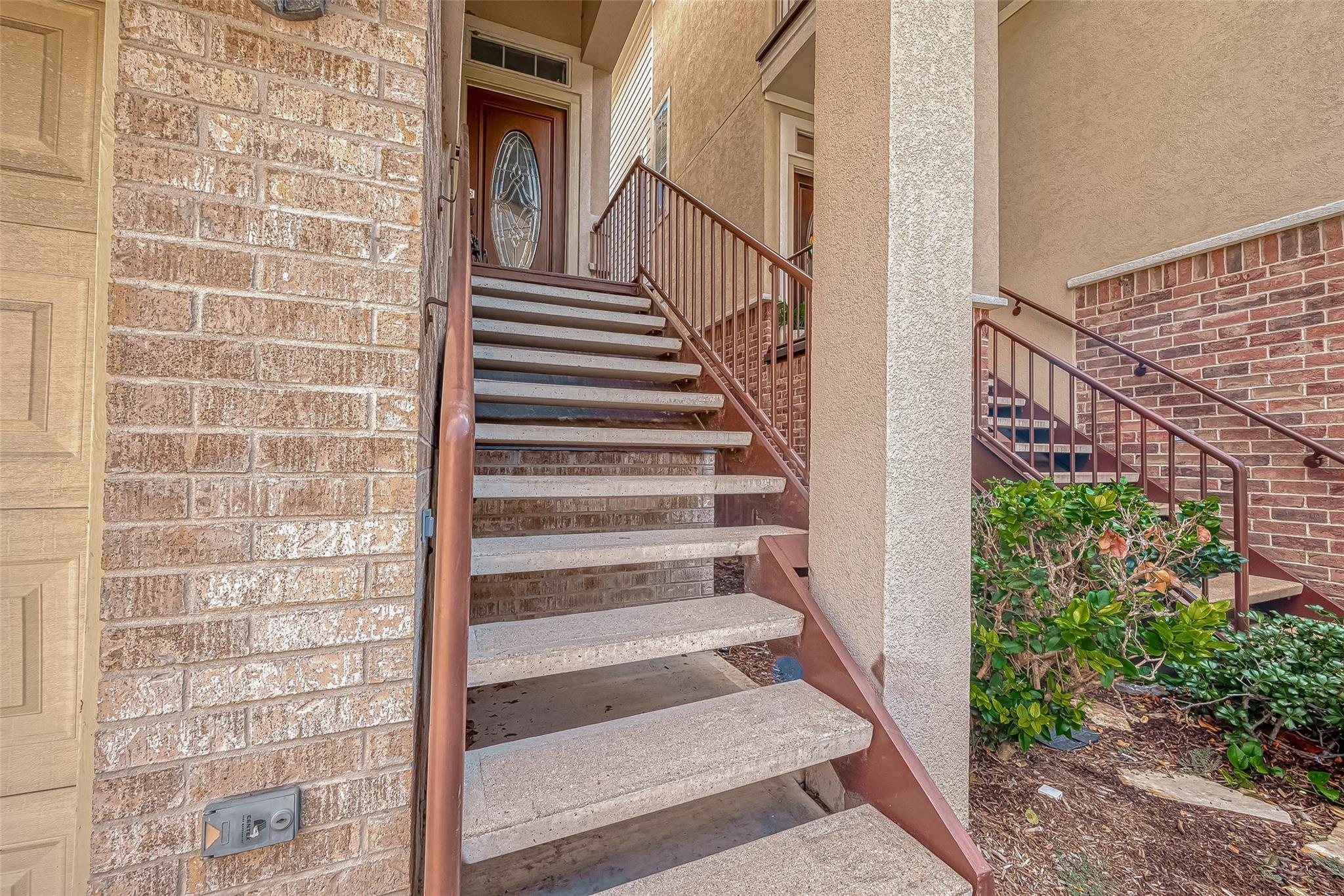 2150 Stacy Knoll
