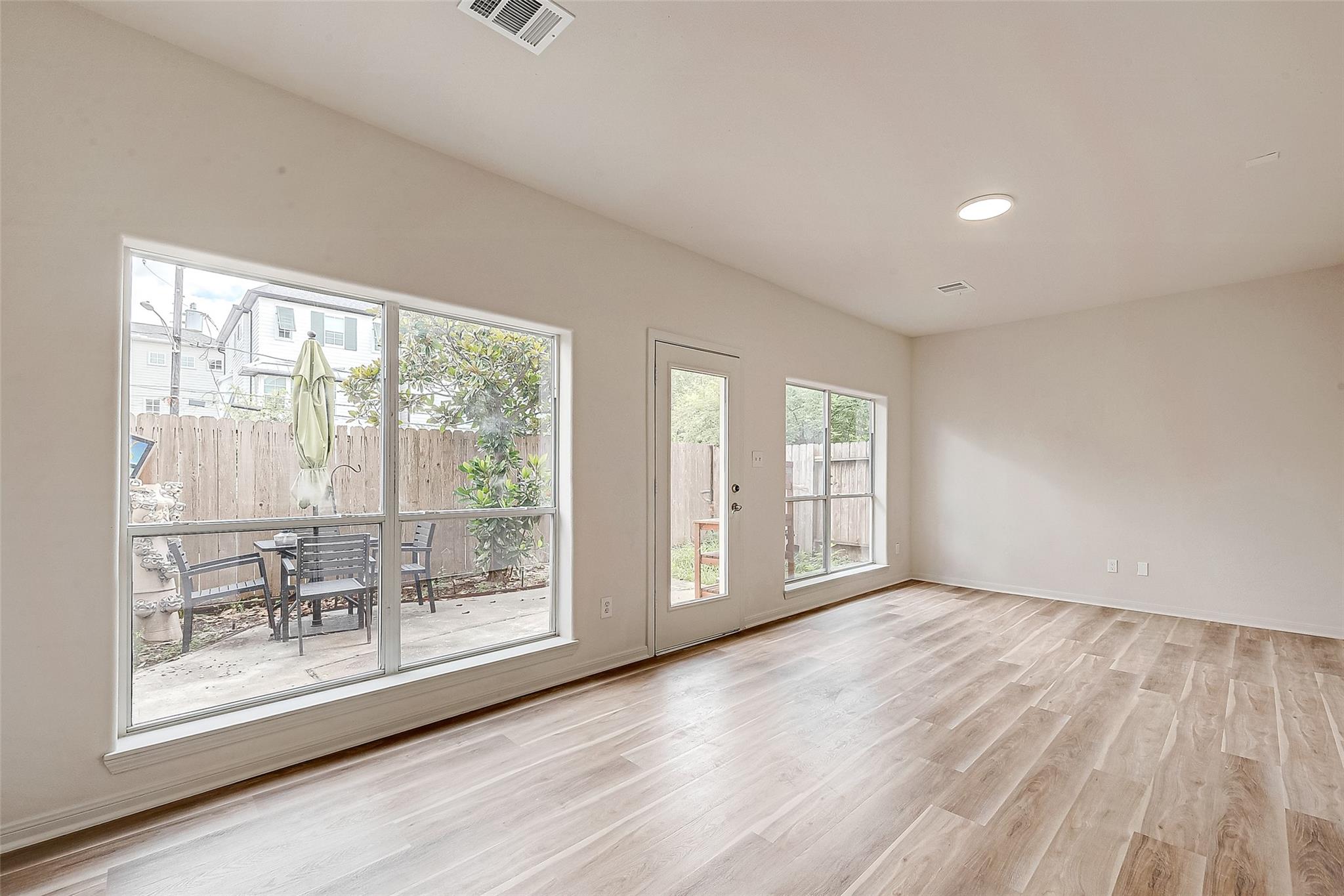 2150 Stacy Knoll