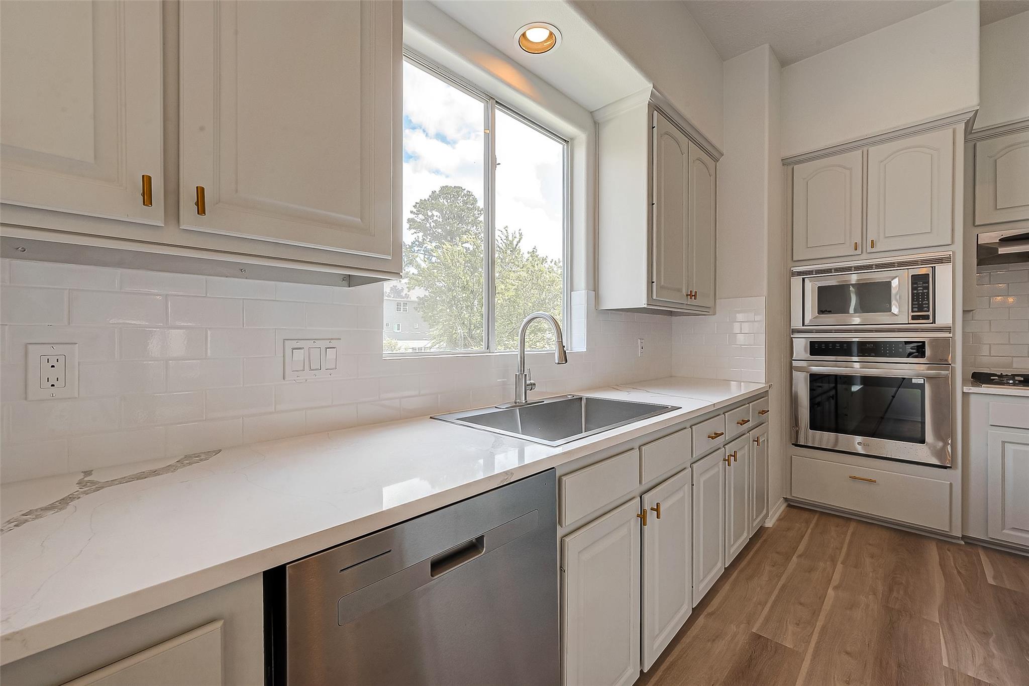 2150 Stacy Knoll