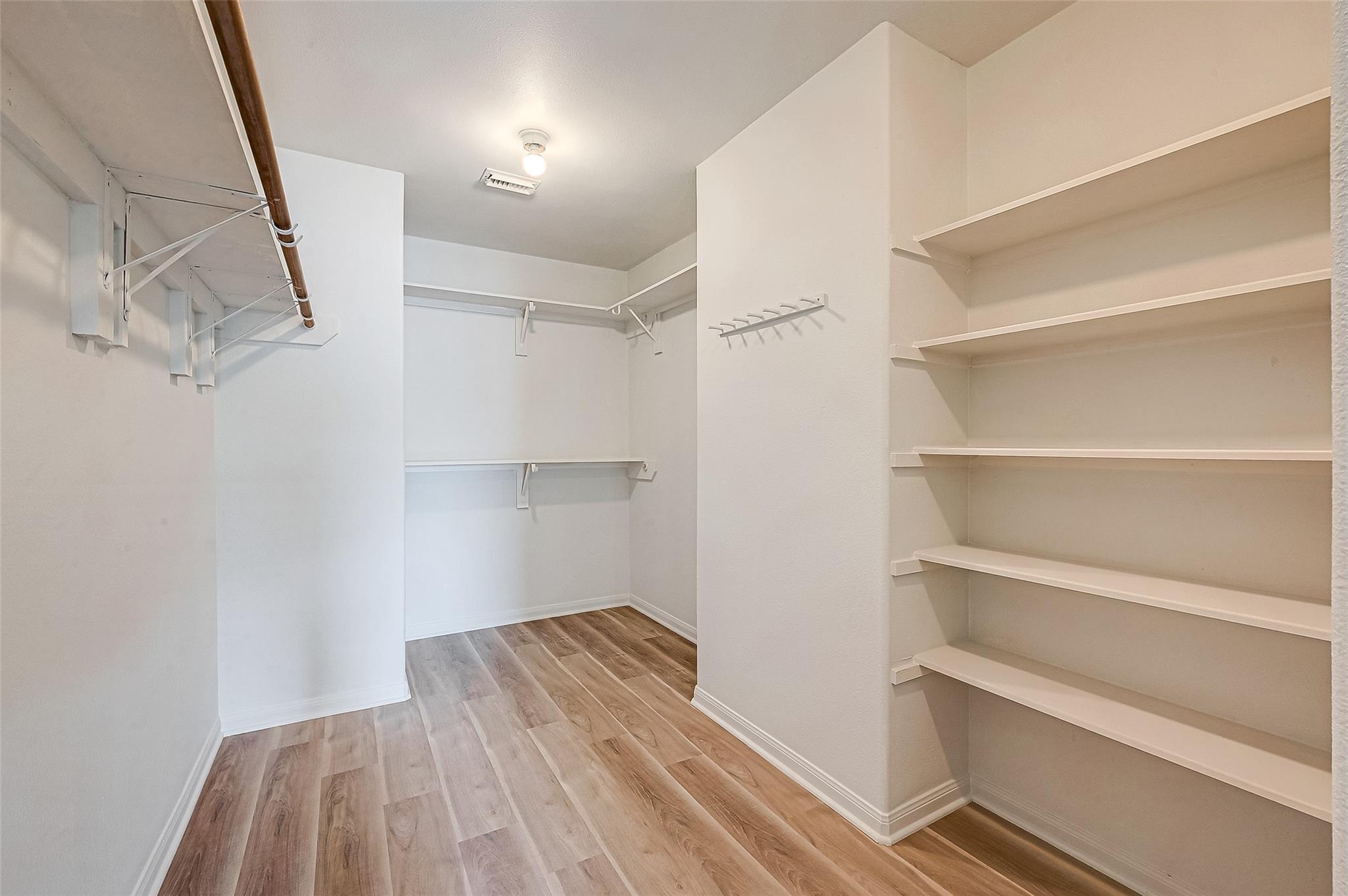 2150 Stacy Knoll