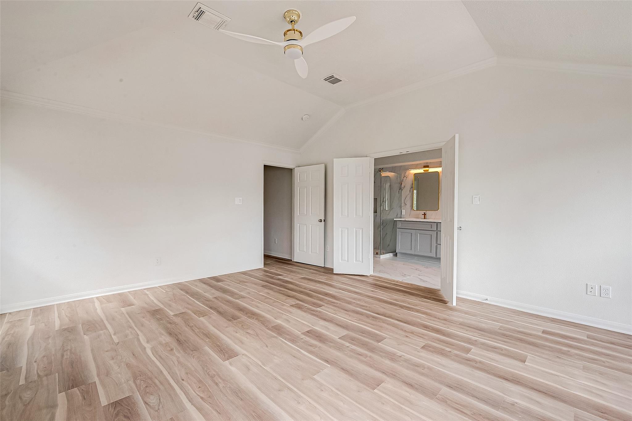 2150 Stacy Knoll