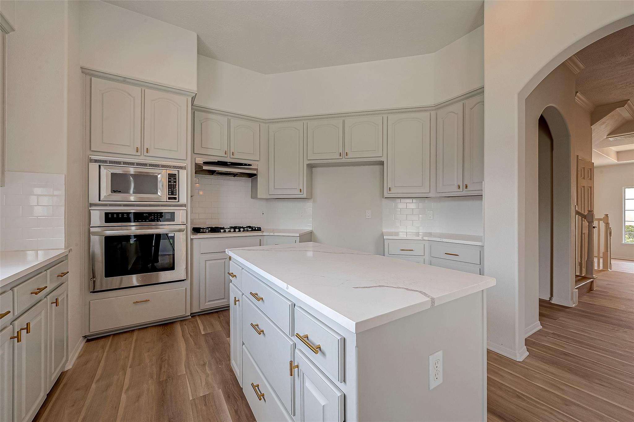 2150 Stacy Knoll