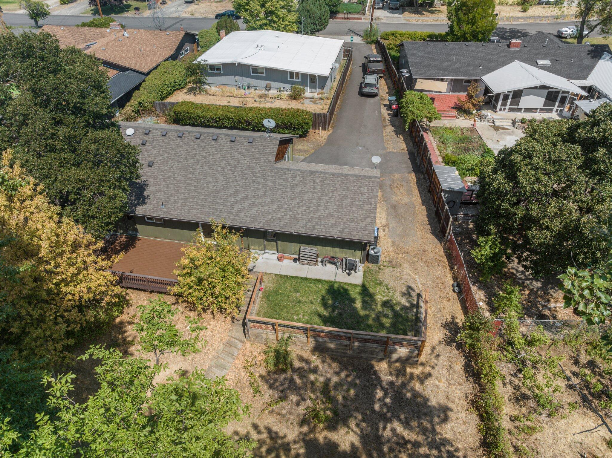 2428 Edgemont Drive