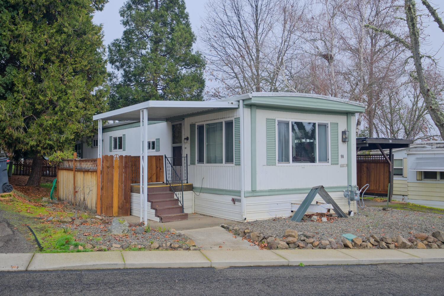1055 N 5th Street, UNIT 98