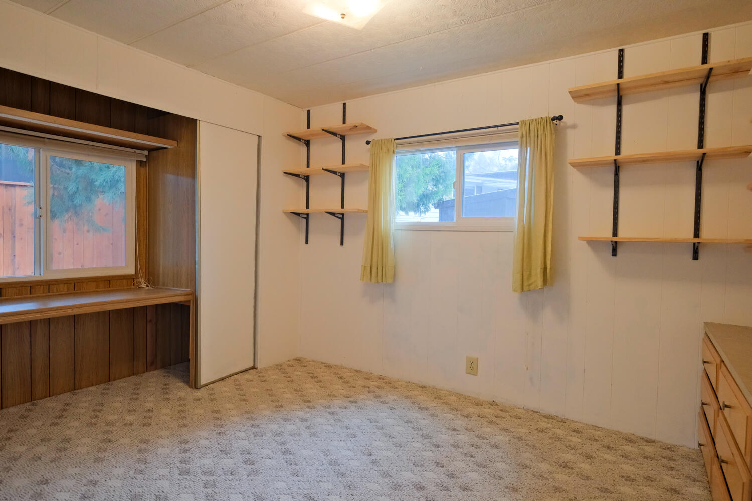 1055 N 5th Street, UNIT 98