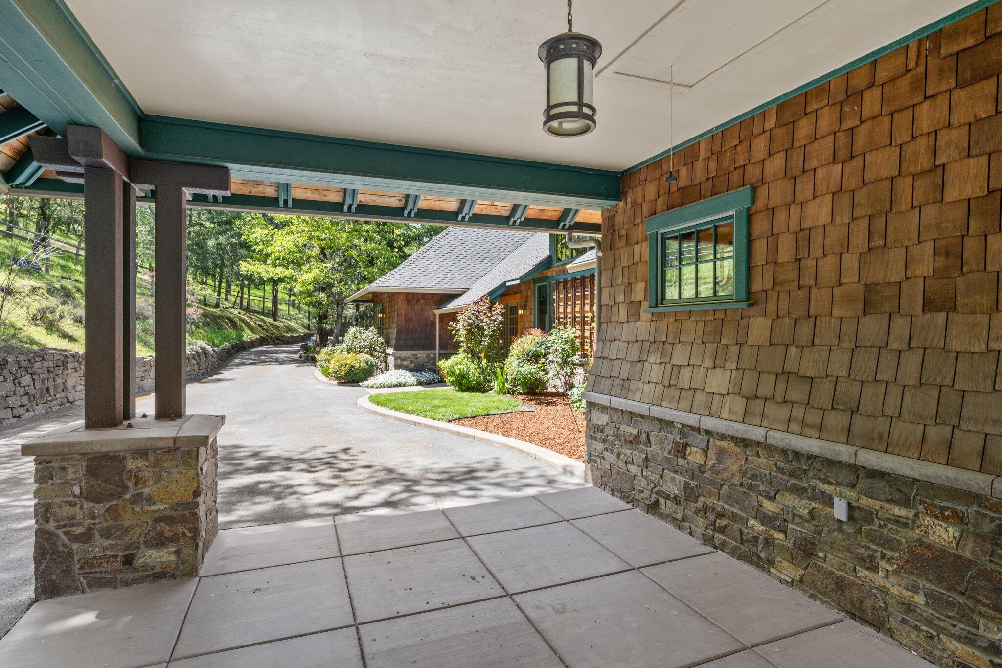 6969 Griffin Creek Road