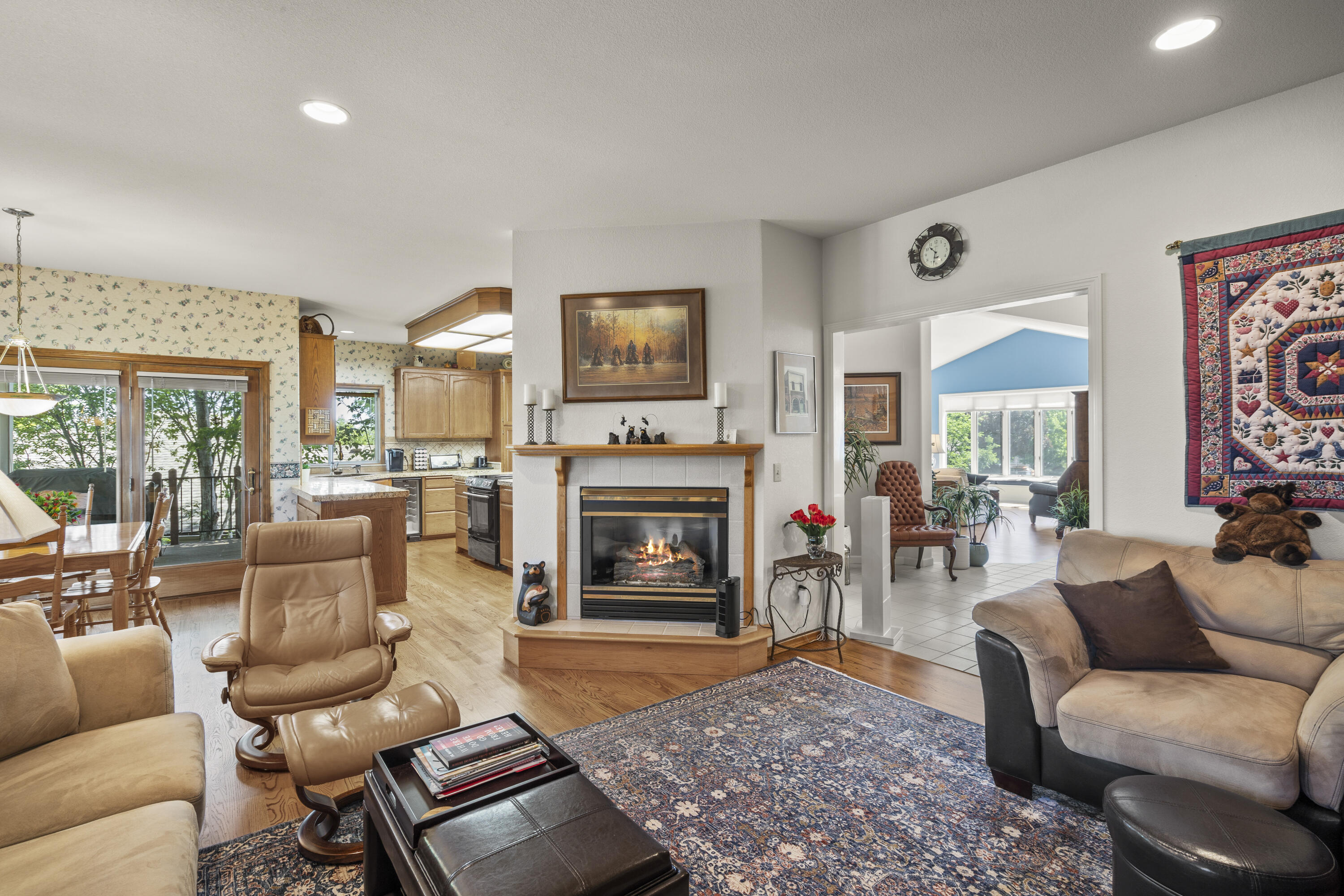 2965 Hollyburn Ridge Road