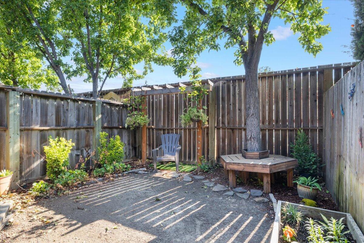450 Midway Road, 40